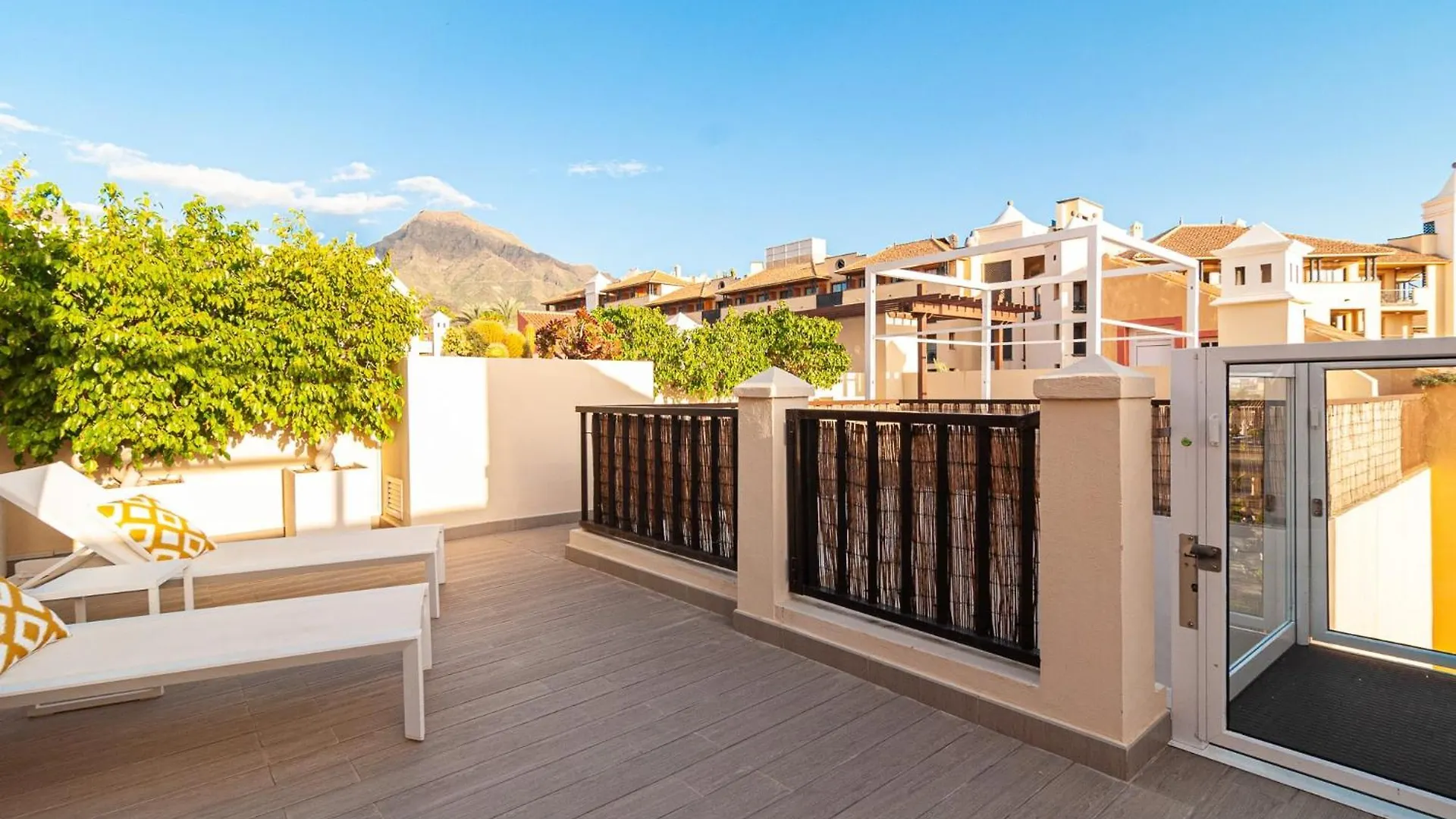 Luxurious Apartment In Terrazas Del Duque Costa Adeje